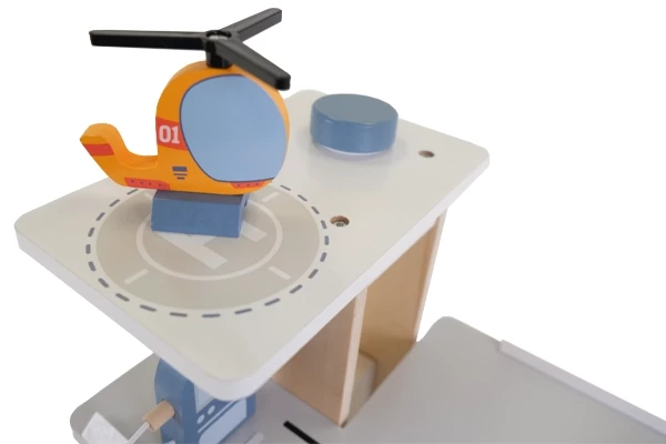 Helikopter platform met helikopter