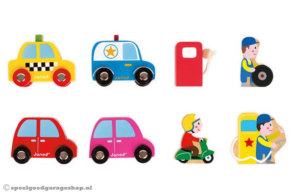 Compleet met o.a. voertuigen en poppetjes.