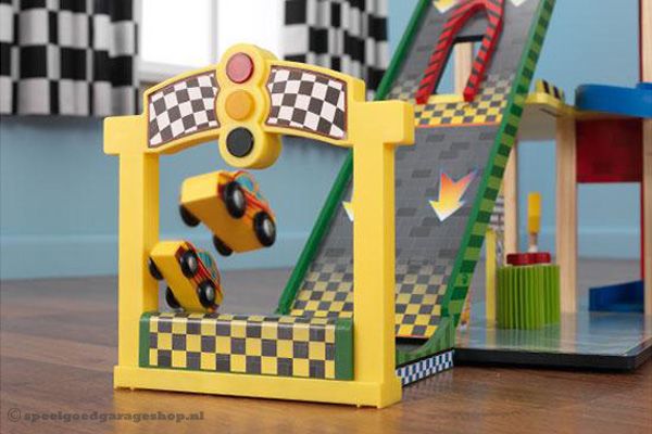 Wie gaat er het eerste over de finish?